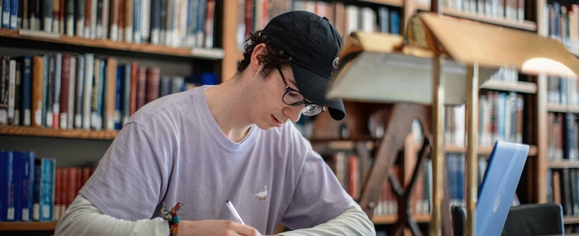 Student in Library 20190215-0123