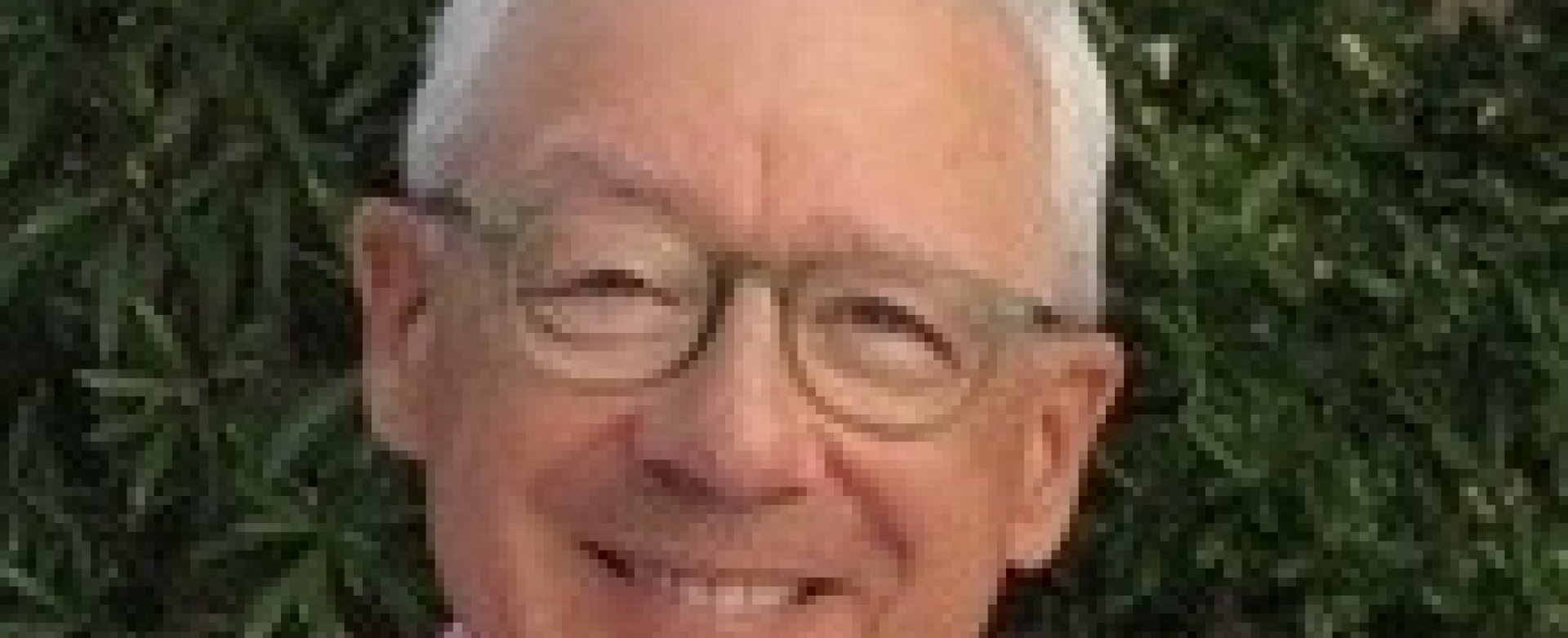 Portrait image of Stuart Lyons srl_photo_1